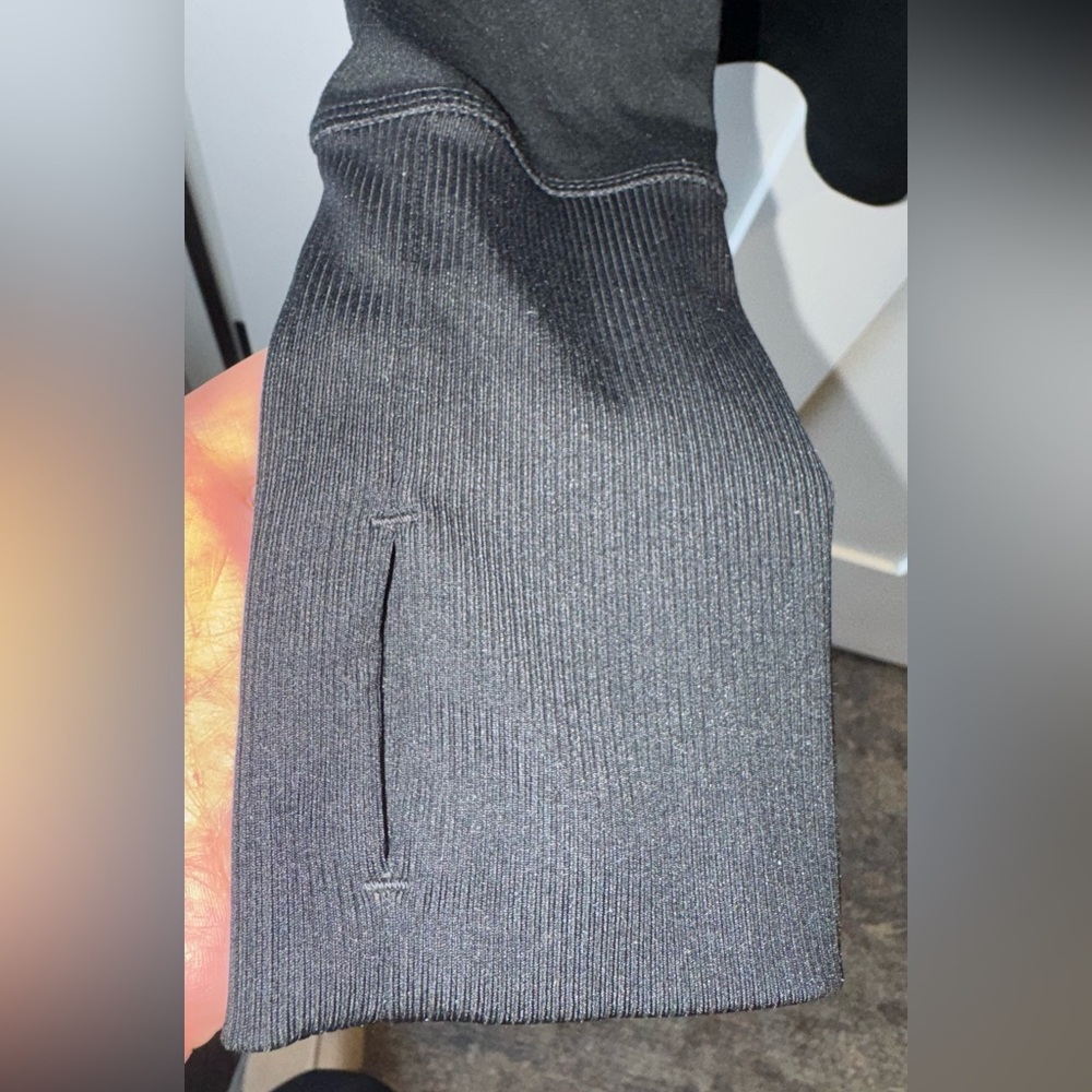 Nike Black Dri-Fit Apparel 3/4 zip - Picture 3 of 4